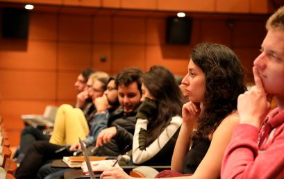 Monitorías para asistencia de grabación y/o transmisión de clases presenciales