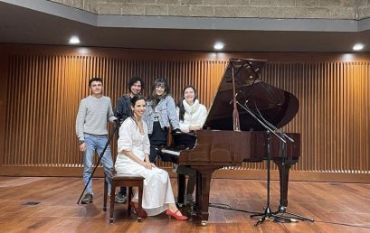 Repertorio para piano de compositores colombianos con elementos del folclor de las costas pacífica y atlántica